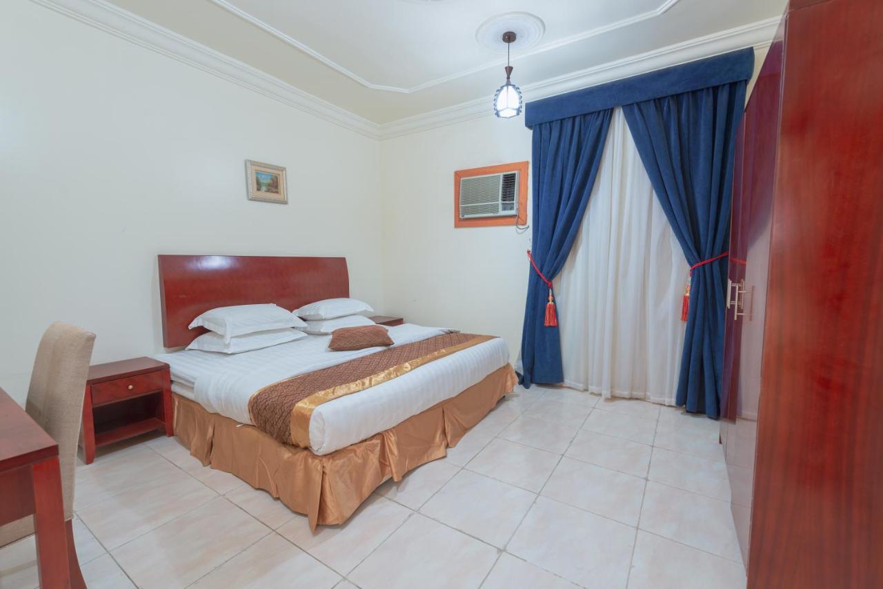Praha Hotel Jeddah Exterior photo